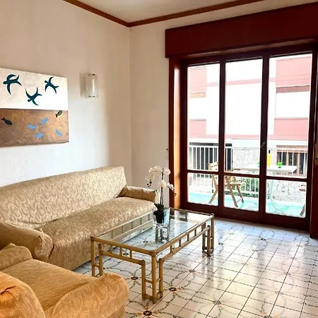 Daire Large Family Appartament With Pool Sorrento