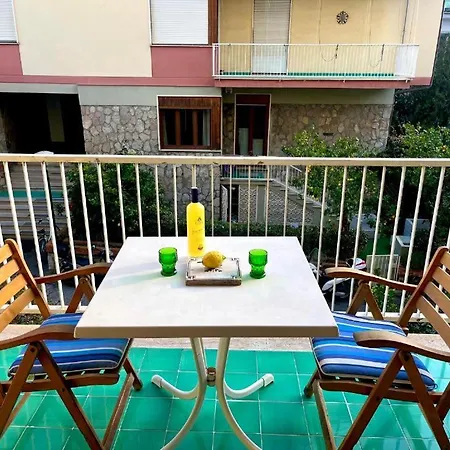 Large Family Appartament With Pool * ソレント