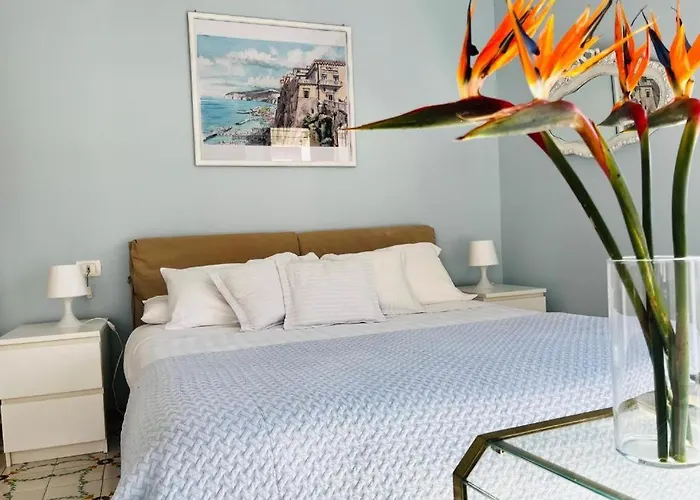 Large Family Appartament With Pool Lägenhet