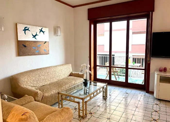 Daire Large Family Appartament With Pool Sorrento