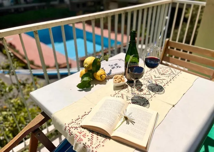 Daire Large Family Appartament With Pool Sorrento