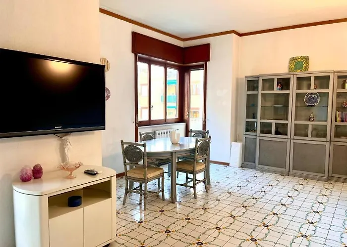 Large Family Appartament With Pool Sorrento