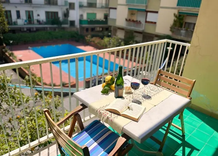 Large Family Appartament With Pool Sorrento