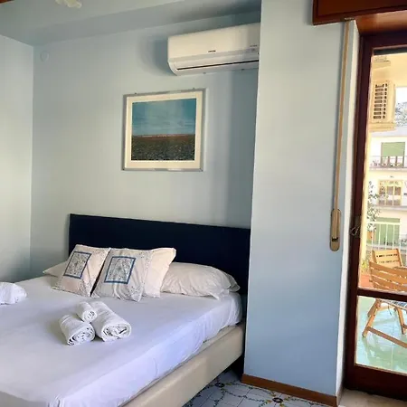 Апартаменти Large Family Appartament With Pool *